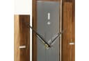 Kreative Feder Standuhr Stairs Massivholz Eiche geräuchert Aluminium Bild 3