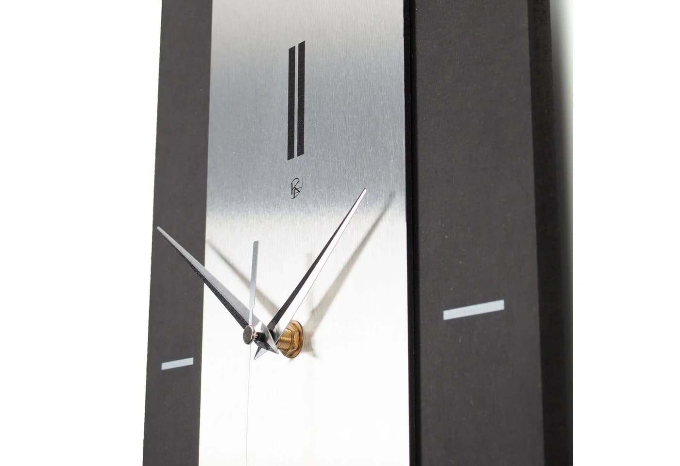 Moderne Wanduhr in Silber und Schwarz - Bild 4