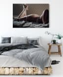 Pixxprint Leinwandbild Nackte Frau in Perlen Eingewickelt 120x80 cm Bild 3