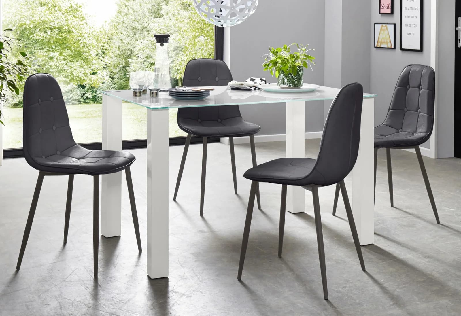 OTTO HOME Essgruppe Schwarz-Weiß mit Glastisch