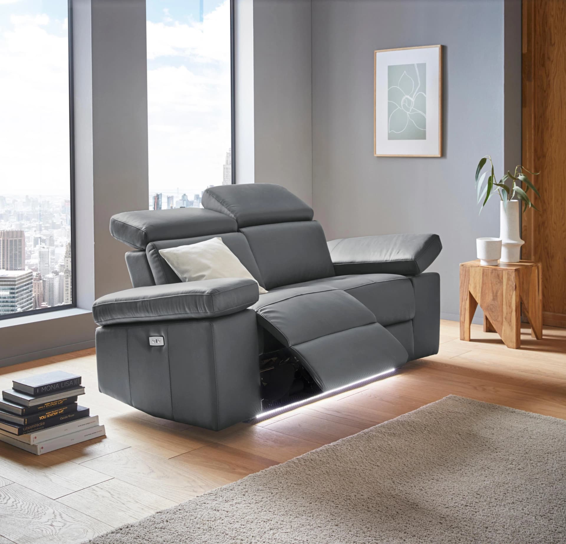 HOME AFFAIRE Kilado 2-Sitzer Sofa Grau mit Relaxfunktion und LED