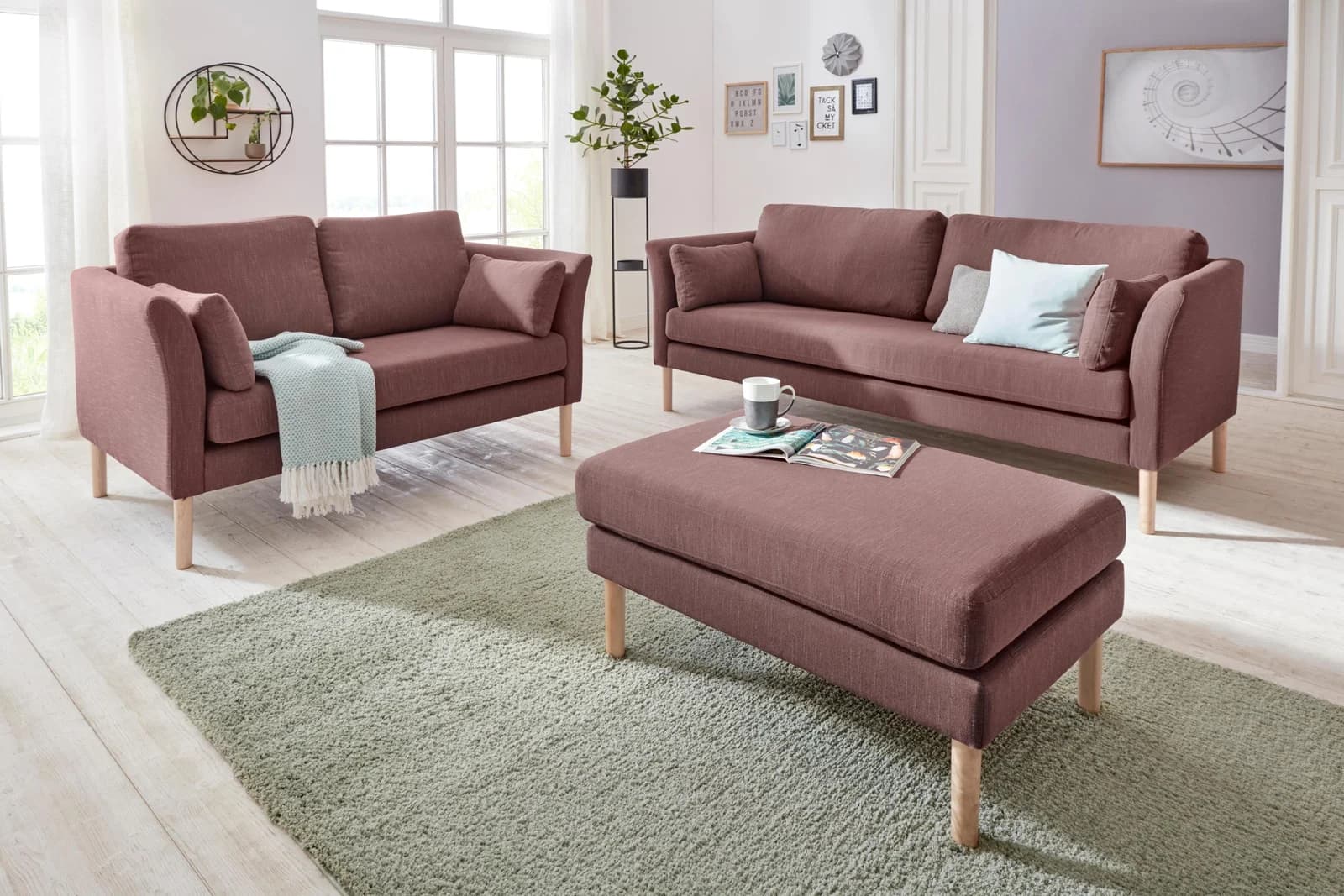 ANDAS 2-Sitzer Sofa "Grenzda" Beere Massivholz