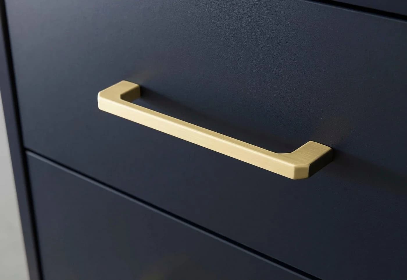 Midischrank WELLTIME Kent nachtblau mit goldenen Griffen - Bild 4