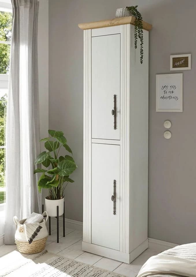 OTTO HOME WESTMINSTER Badschrank Landhausstil Weiß Metallgriffe