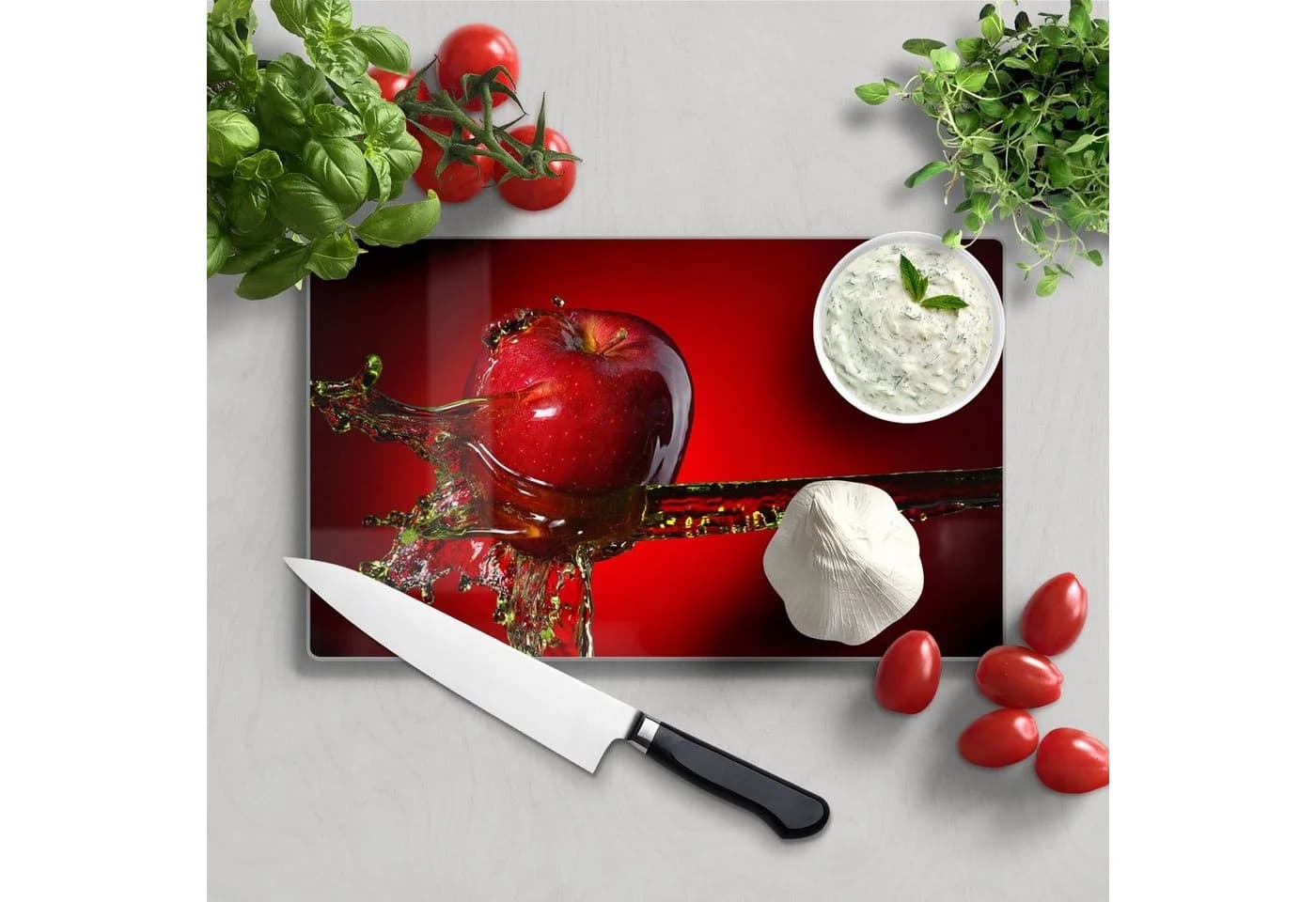DEQORI Schneidebrett Glas Rot Motiv Flüssigkeit trifft Apfel