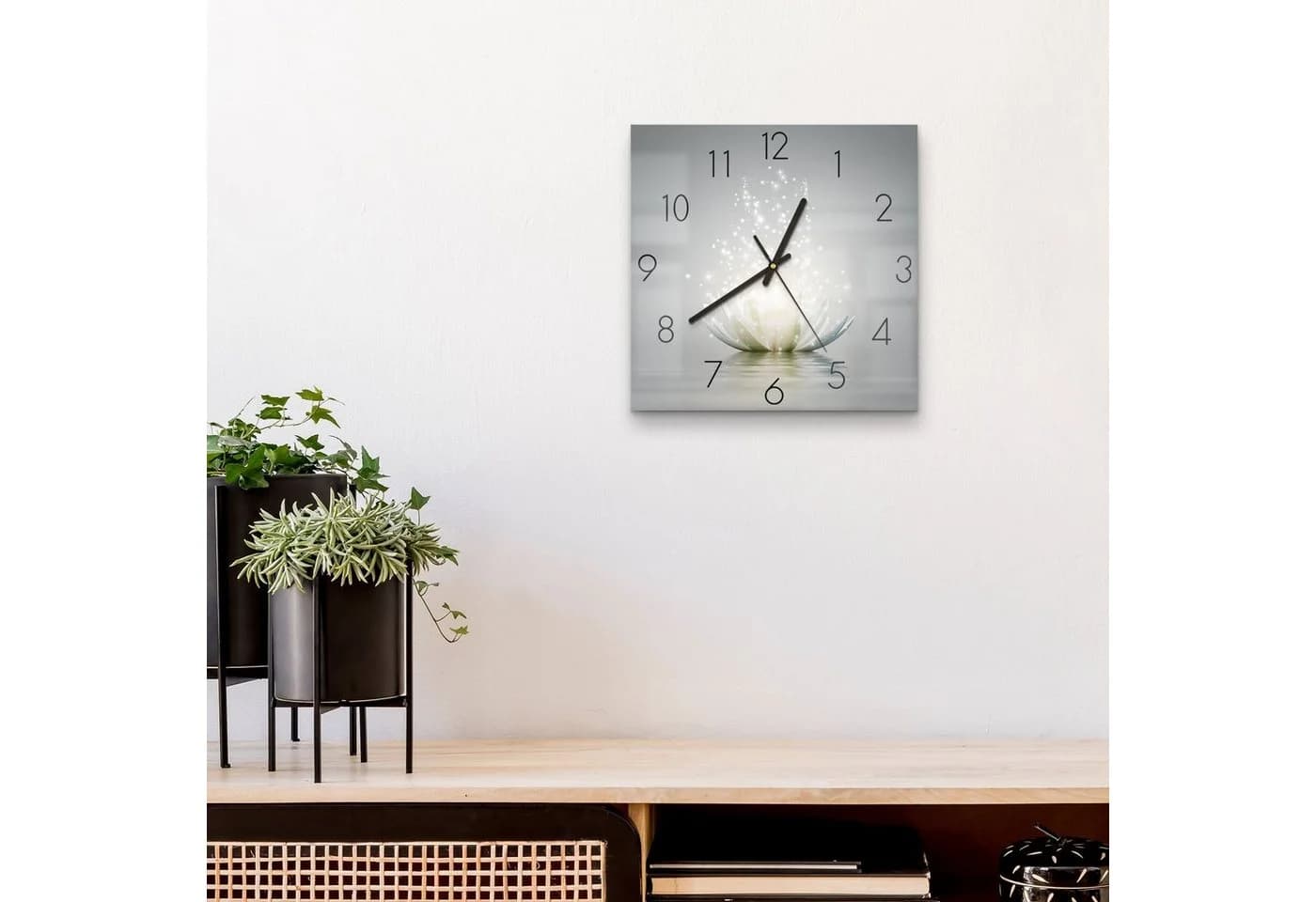 DEQORI Wanduhr 'Funkelnde Lotusblüte' Grau/Weiß Glas Modern - Bild 4