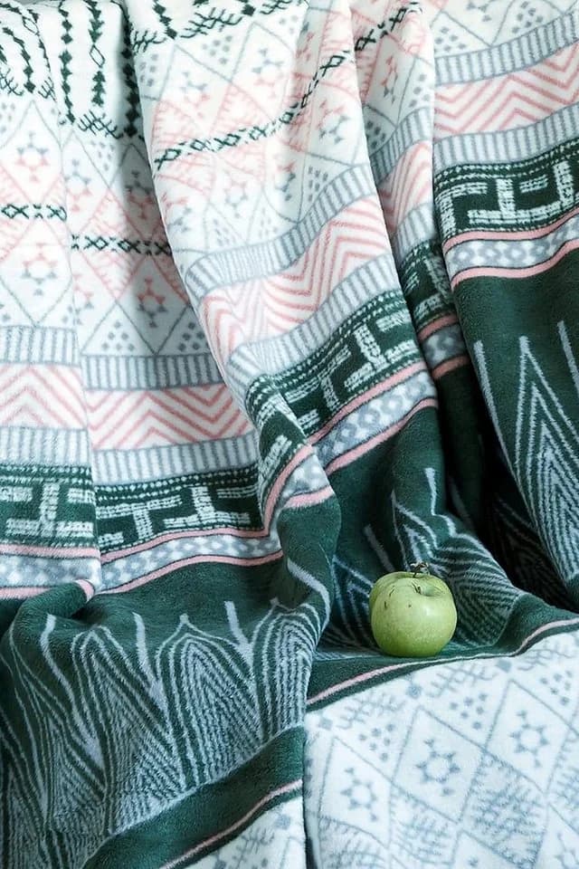 BOHORIA Kuscheldecke 150x200cm Baumwolle Acryl Polyester Grün - Bild 3