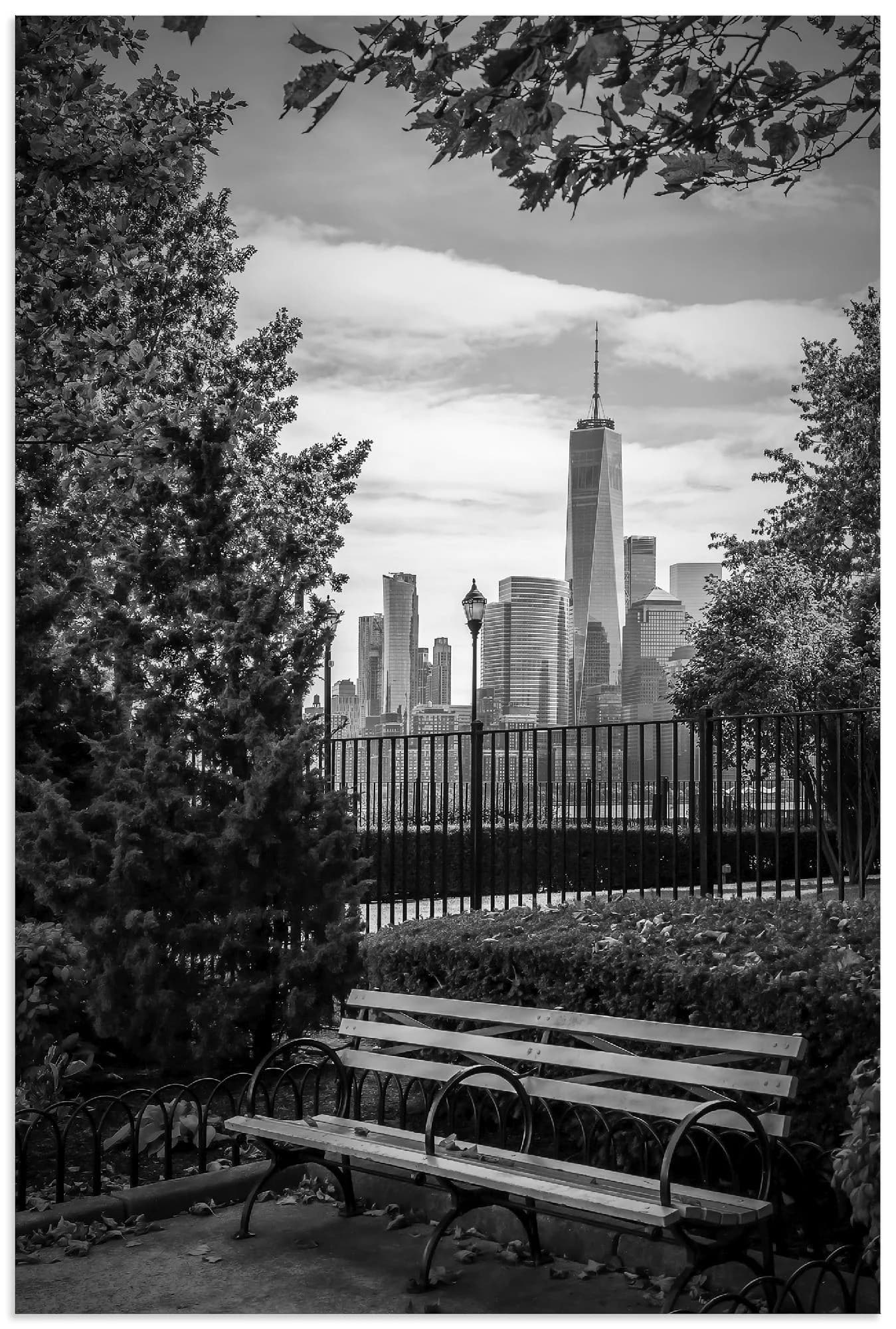 ARTLAND Wandbild Urbaner Rückzugsort NYC-Skyline Schwarz