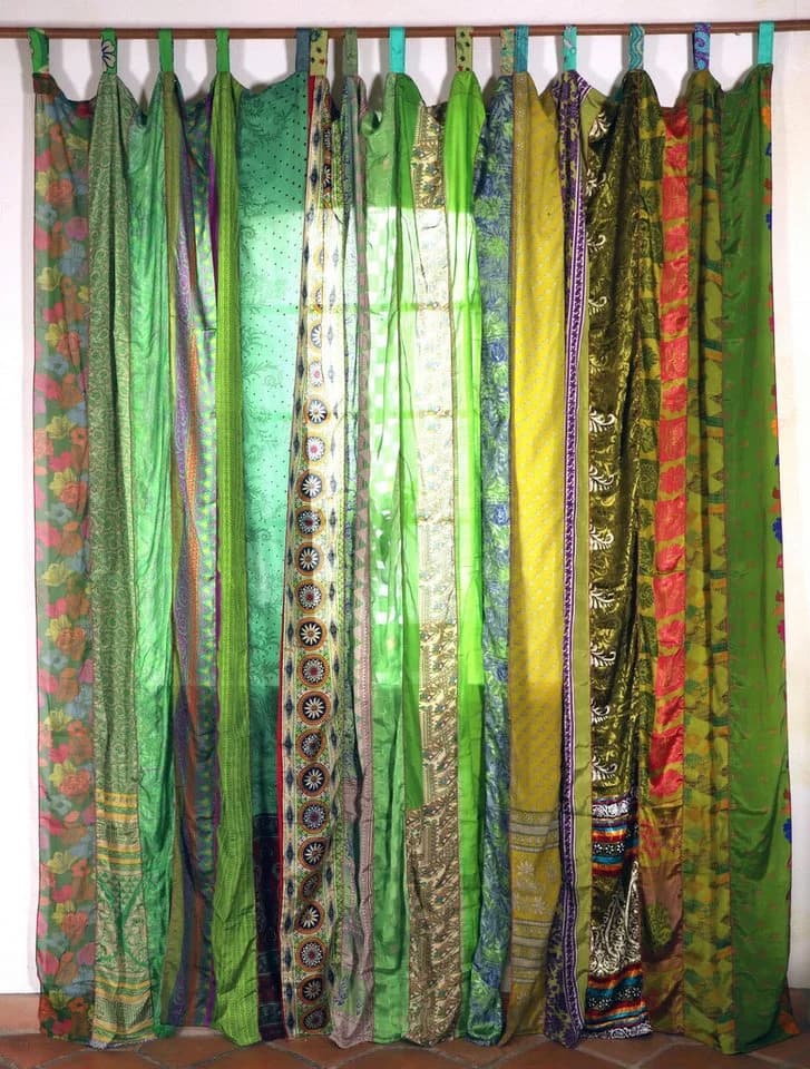 Guru-Shop Seidiger Vorhang Patchwork Sareestoff 250x100cm Grün/Bunt - Bild 4