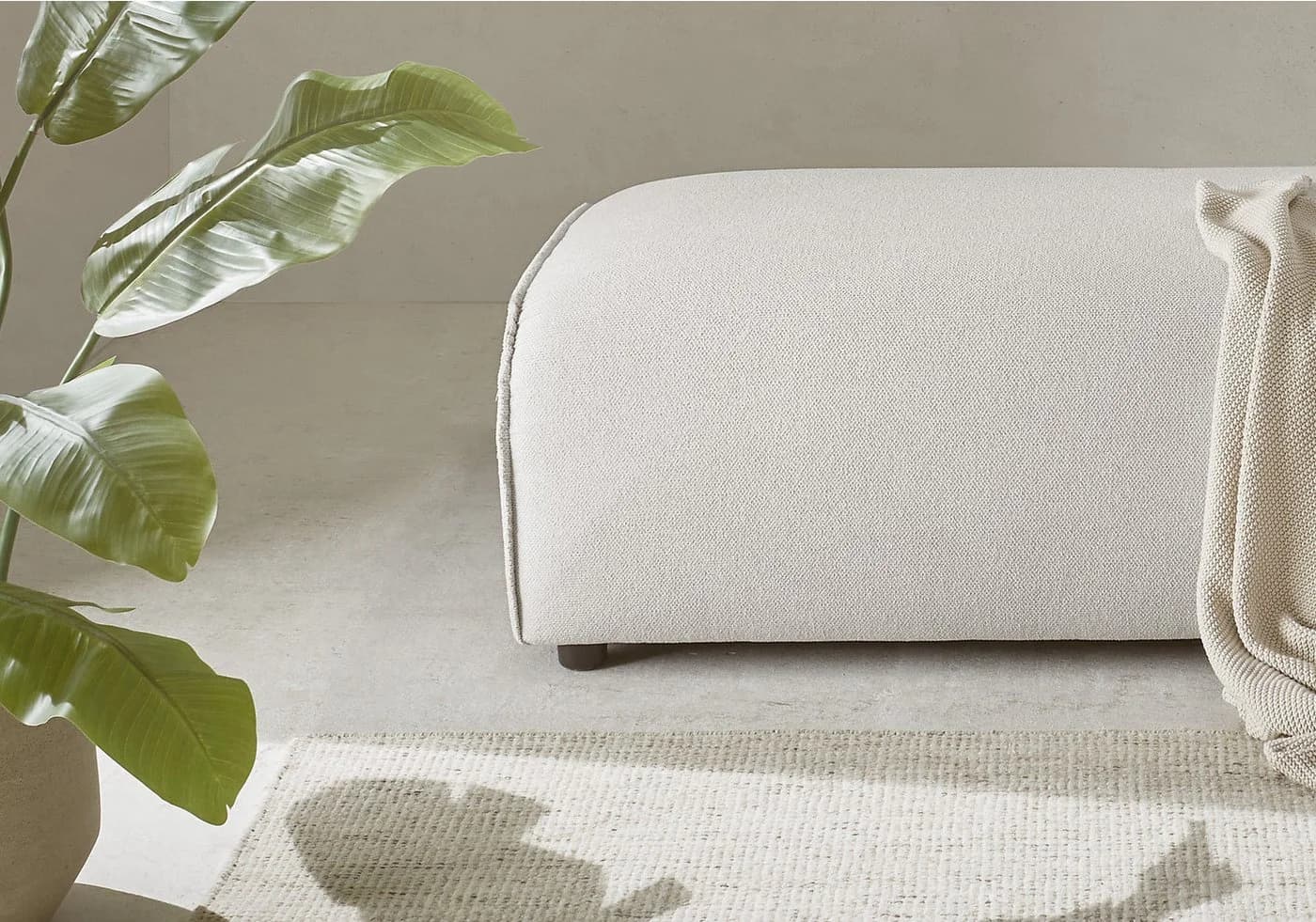 LeGer Home PIARA Polsterhocker Beige mit Kedernaht - Bild 4