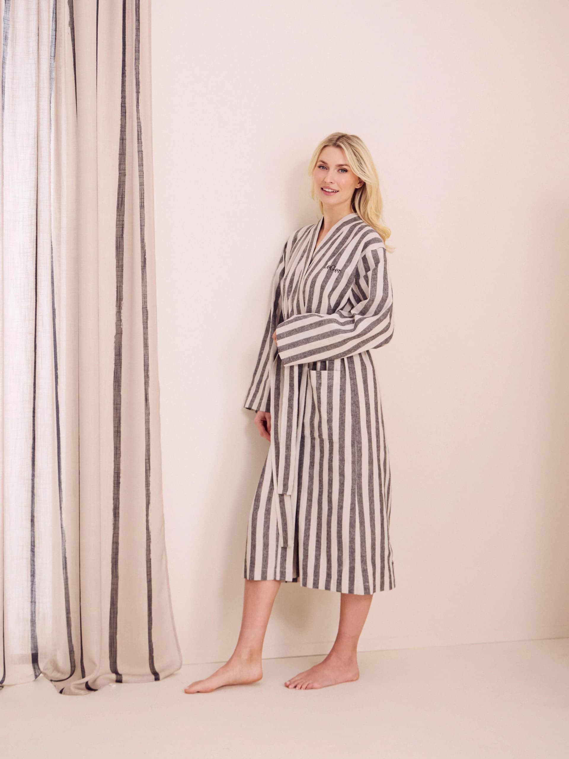 LeGer Home Bademantel Tamsin Benny gestreift 3XL weiß-schwarz