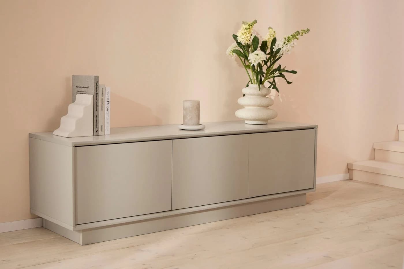homsy by Ana Johnson TV-Schrank Storvia Grau Seidenmatt - Bild 2