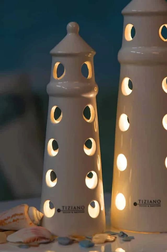 TIZIANO LED Leuchtturm Farol Deko Figur Weiß Keramik mit Timer