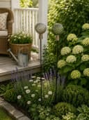 finehomegarden Gartenstecker Glaskugel grün 2-farbig sortiert Bild 1