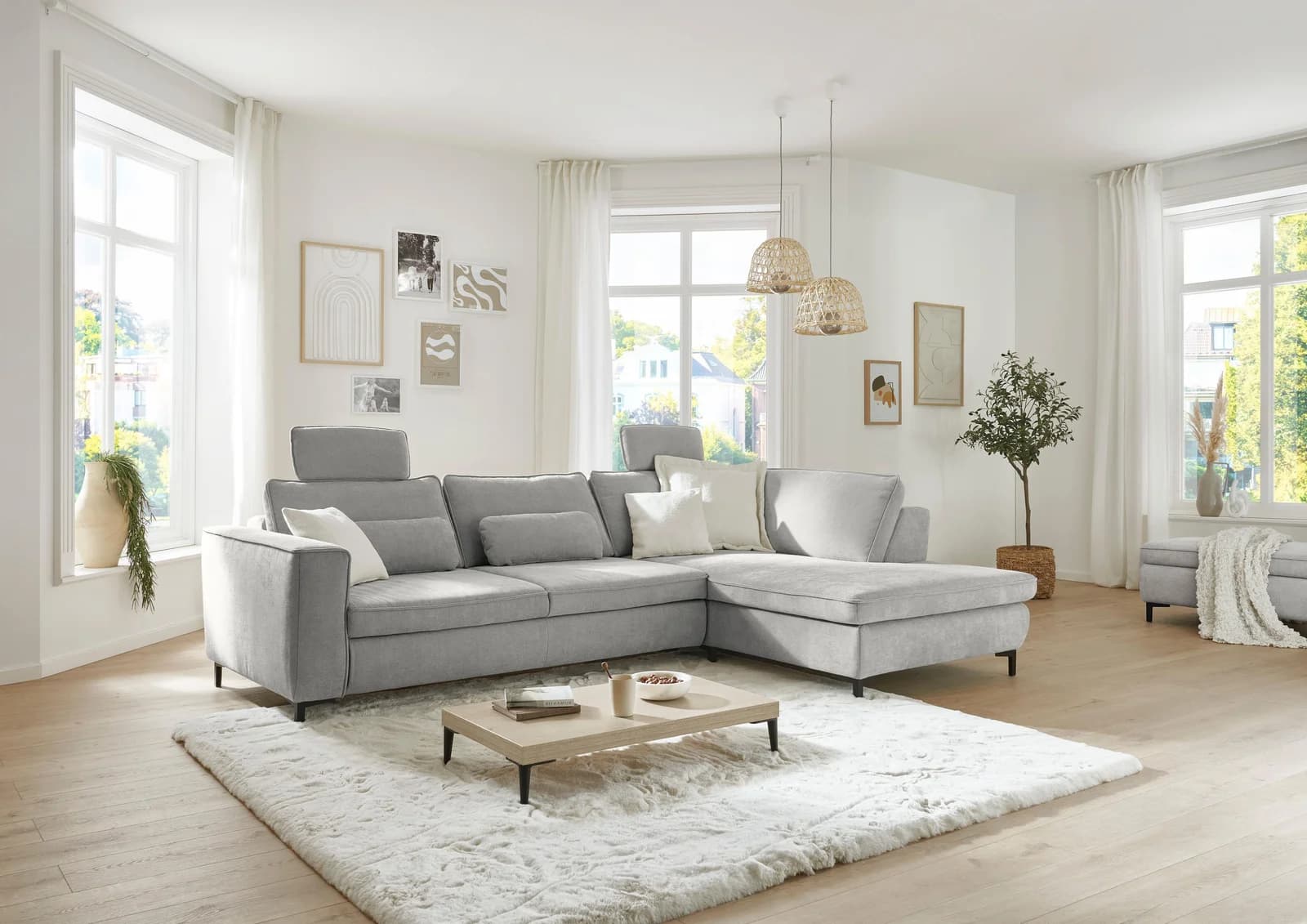 DIE PLANBAR Ecksofa L-Form grau mit Recamiere und Kopfstützen