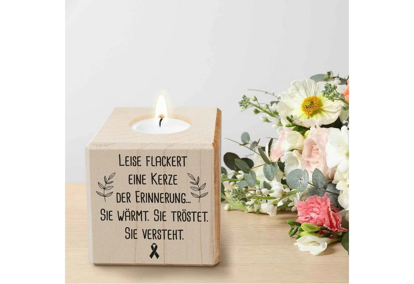 GRAVURZEILE Teelichthalter Holz 8x8x8cm mit Gravur - Grabschmuck Trauergeschenk