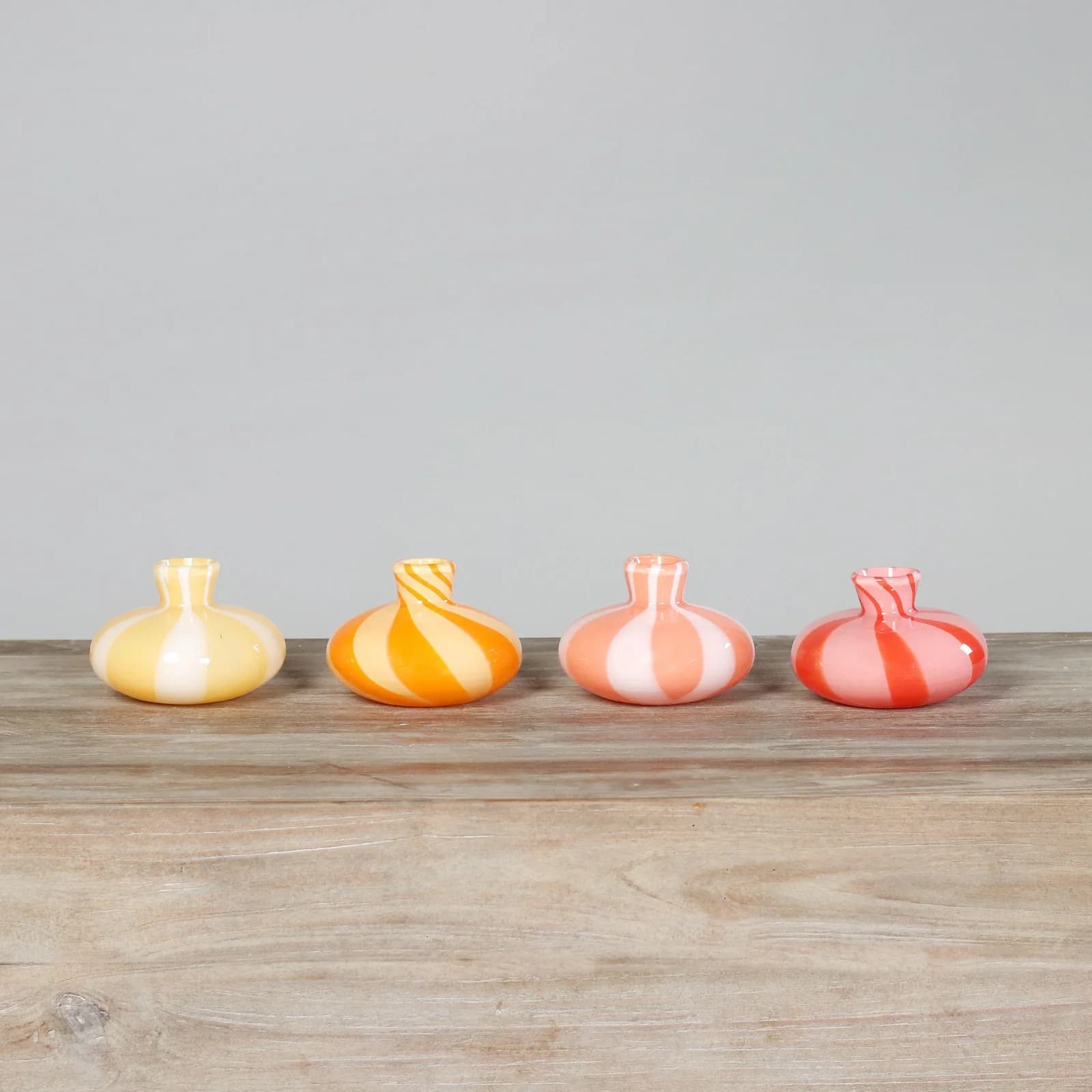 DPI Vase Glas - Deko-Element für Ihr Interieur