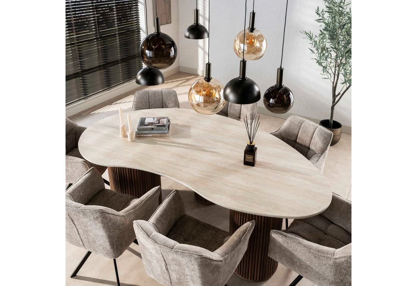 Villa Möbel Esstisch Romano Nierenförmig 3D Keramik Travertin Optik Beige - Bild 5