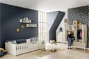 Kinderkleiderschrank aus Holz und Spanplatte Bild 4