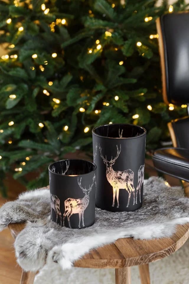 EDZARD Windlicht Tiu matt-schwarz mit Hirsch-Motiv