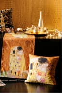 Goebel Dekokissen Kuss Gold Satin 40x40cm Bild 1
