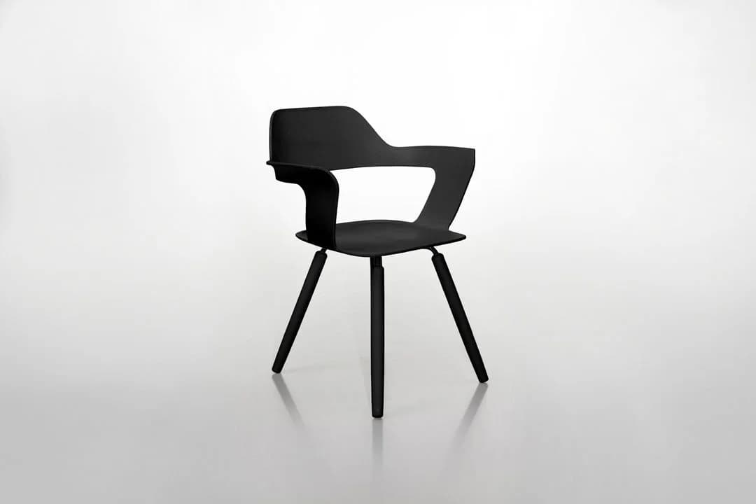 Radius Esszimmerstuhl Muse Schwarz - Comfort-swing Funktion