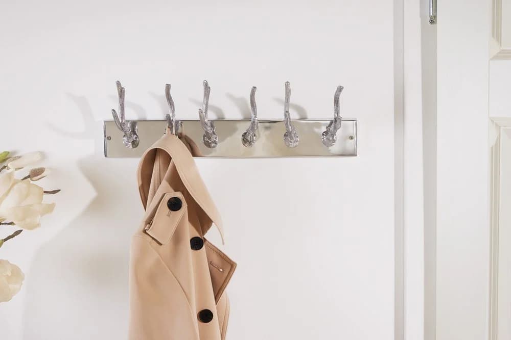 riess-ambiente Wandgarderobe DEER Silber Aluminium Geweih-Design 6 Haken