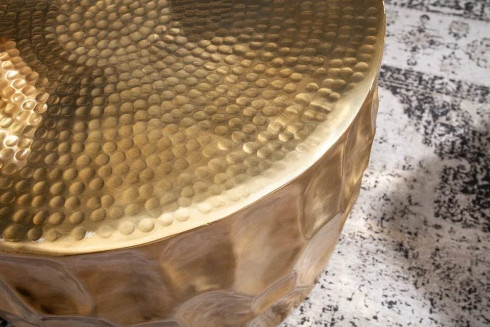 riess-ambiente Couchtisch ORGANIC ORIENT Ø55cm Gold Hammerschlag 3D-Design - Bild 4
