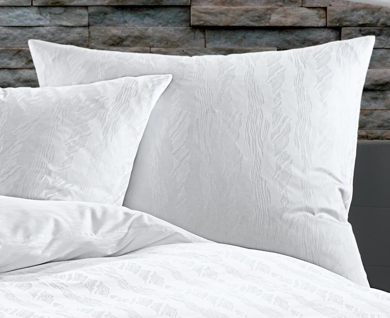 BETTWAESCHE-MIT-STIL Bettwäsche Mako Satin Damast Waves Weiß 2-teilig