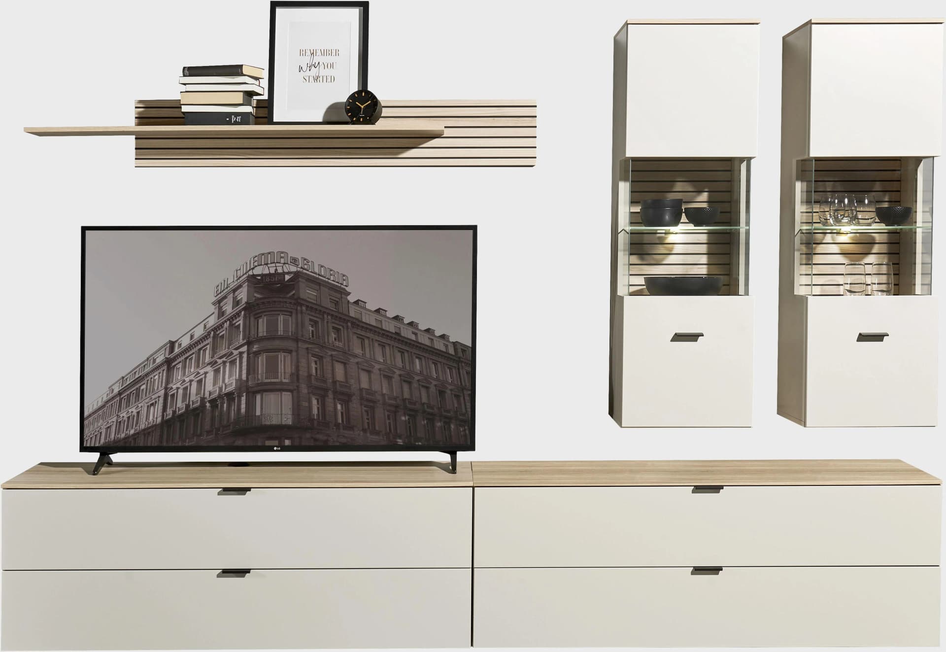 Moderne Wohnwand aus Holzwerkstoff und Glas