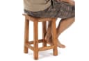 DESIGN DELIGHTS Hocker MADERO Rustikal Massivholz Honigfarben Bild 3