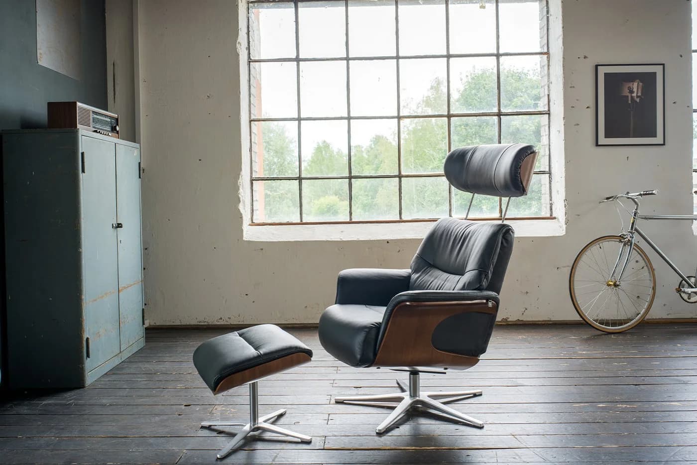 KAWOLA Relaxsessel TOSAR Leder Schwarz mit Hocker und Drehfunktion - Bild 3