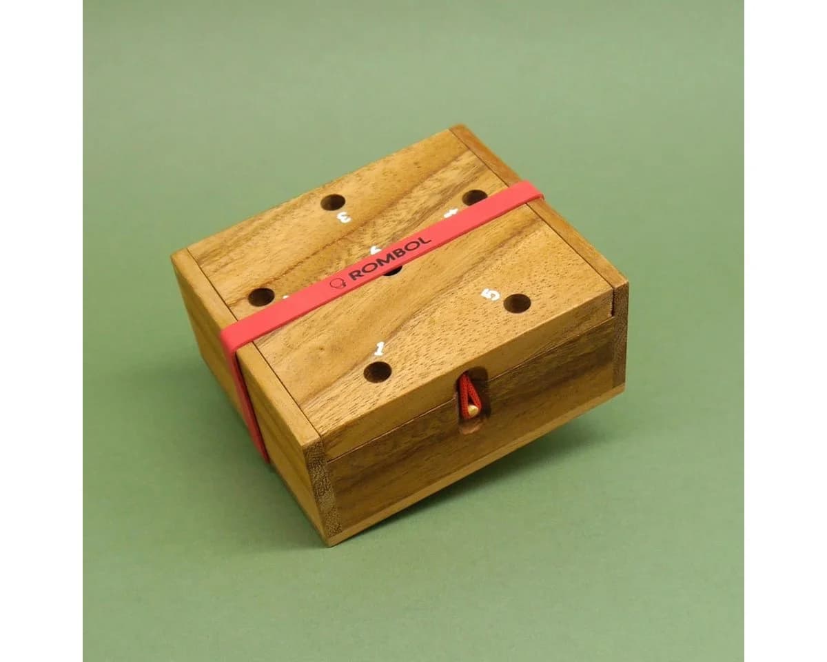 ROMBOL Denkspiele Spiel ENDLICH DIE 6 - Holz Würfelspiel mit 50 Stäbchen - Bild 4