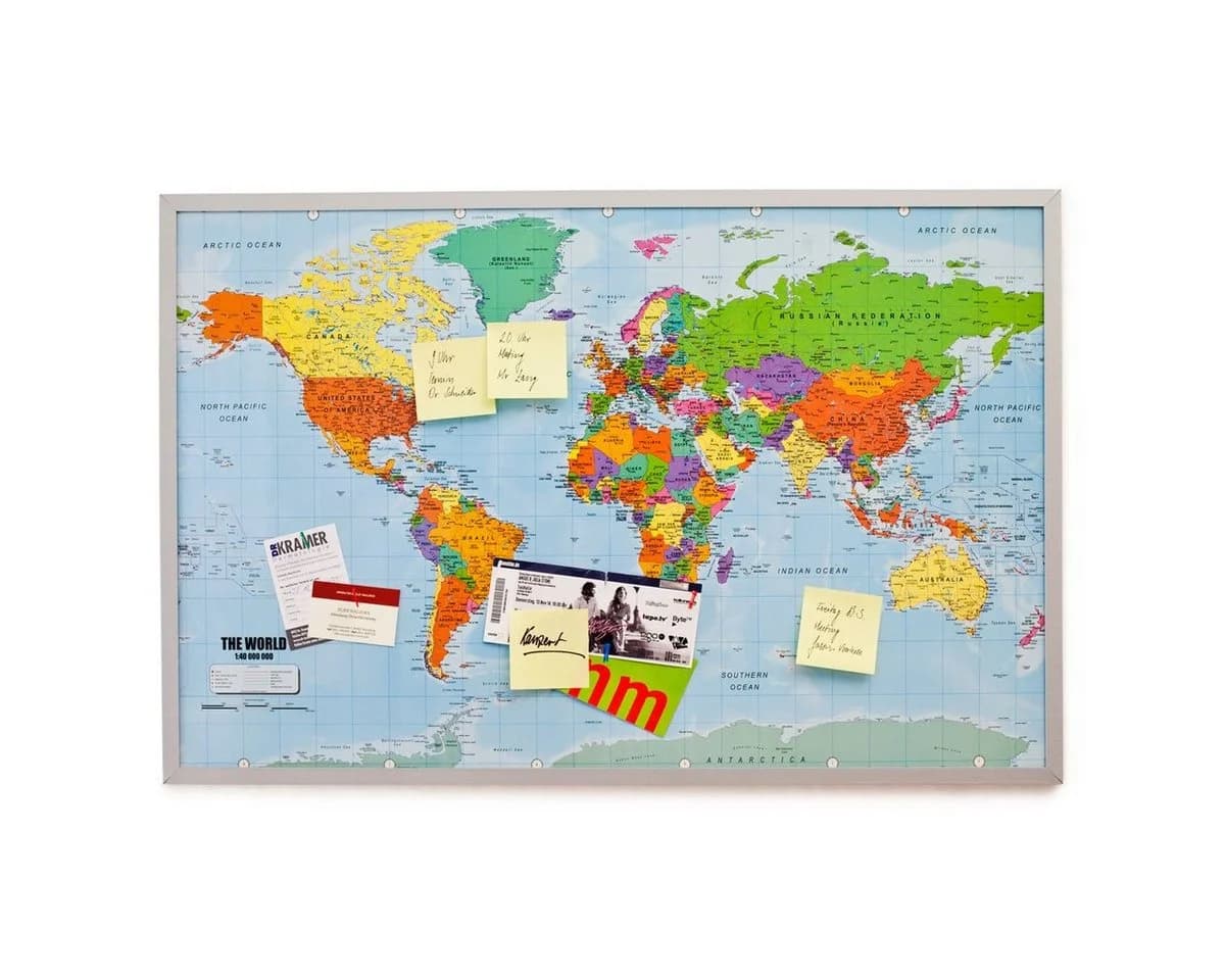 Goods+Gadgets Kork-Weltkarte XXXL Pinnwand Reise-Tracker Wanddeko