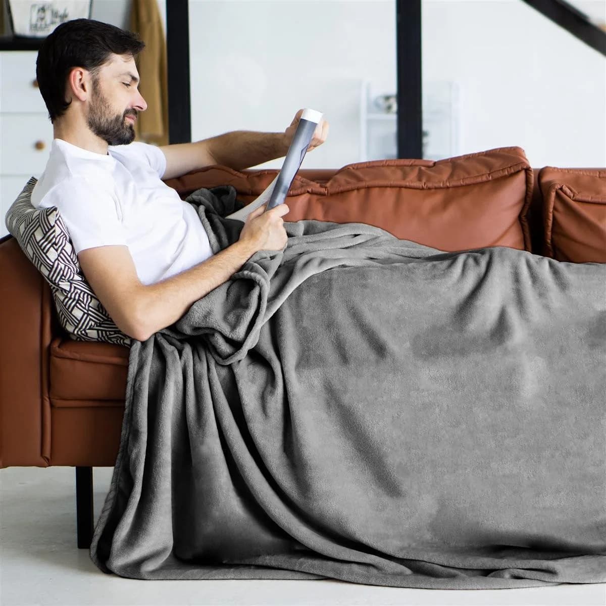 Gräfenstayn Kuscheldecke Grau Flanell-Fleece Wohndecke