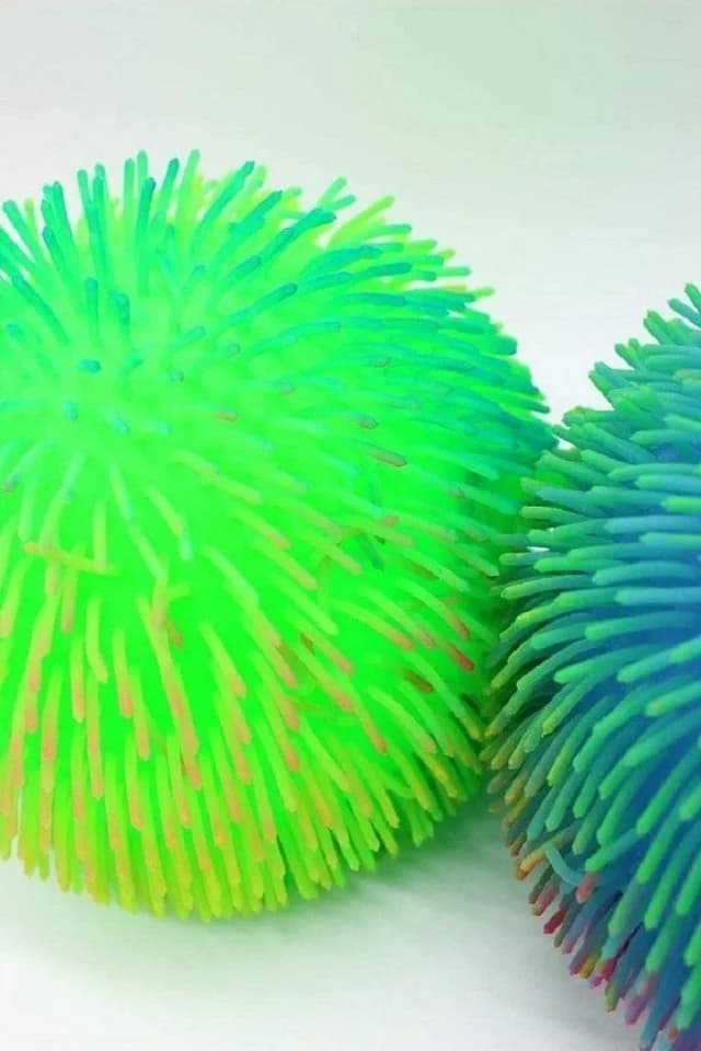 Luna24 LED Zottelball 2er-Pack Multicolor Ø 18 cm - Bild 5