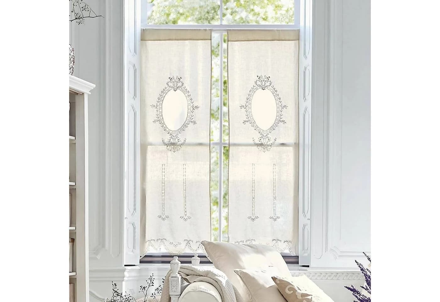 Mirabeau Scheibengardine Loiret Creme Klassizistisch Leinen Stickerei