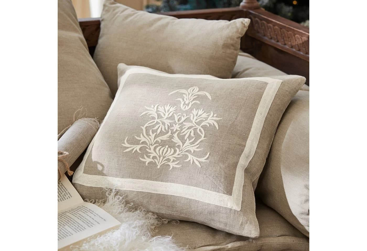 Mirabeau Kissenhülle Beige/Creme mit Gesticktem Ornament - Bild 4