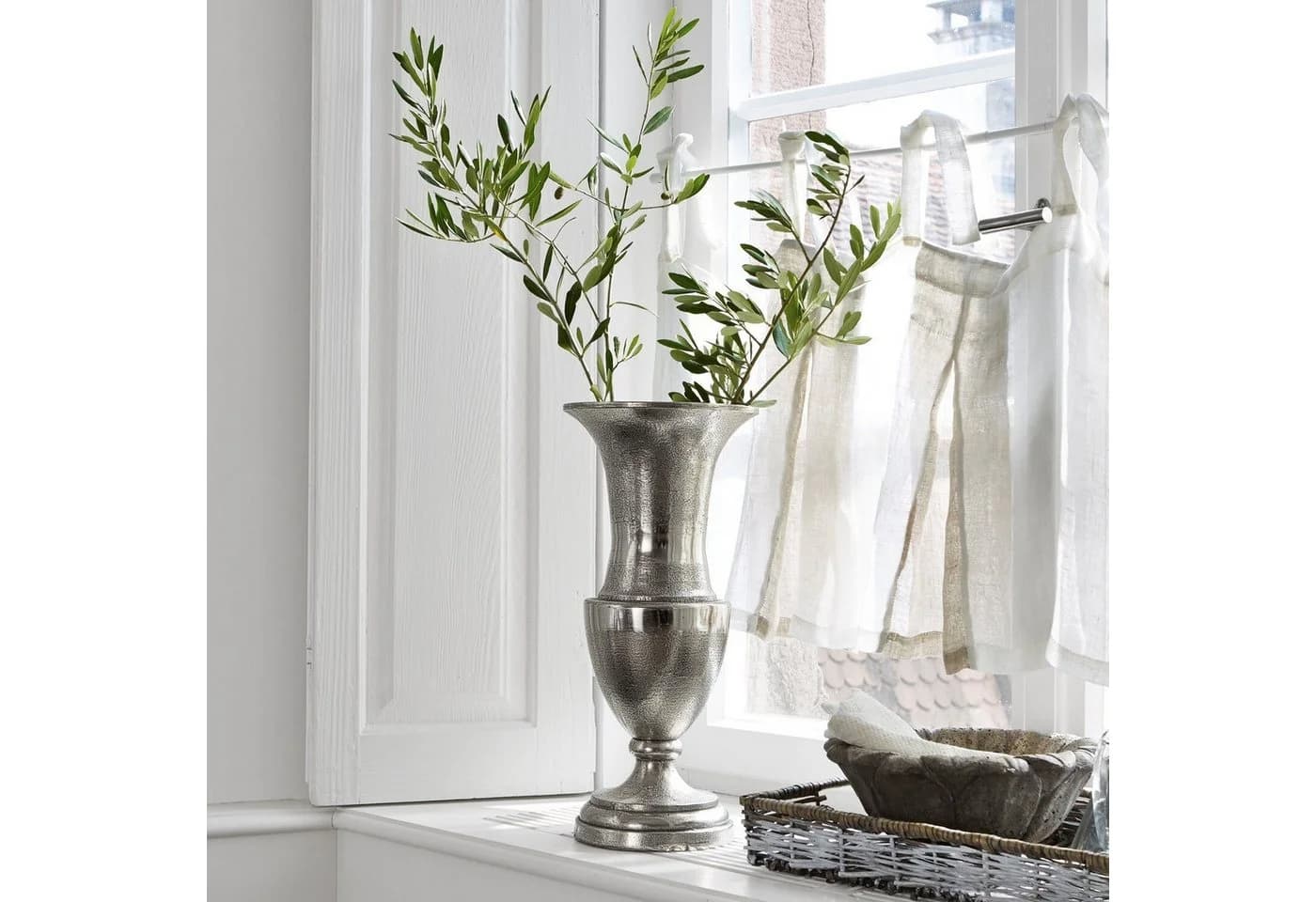 Mirabeau Tischvase Gilberta antiksilber Aluminiumguss