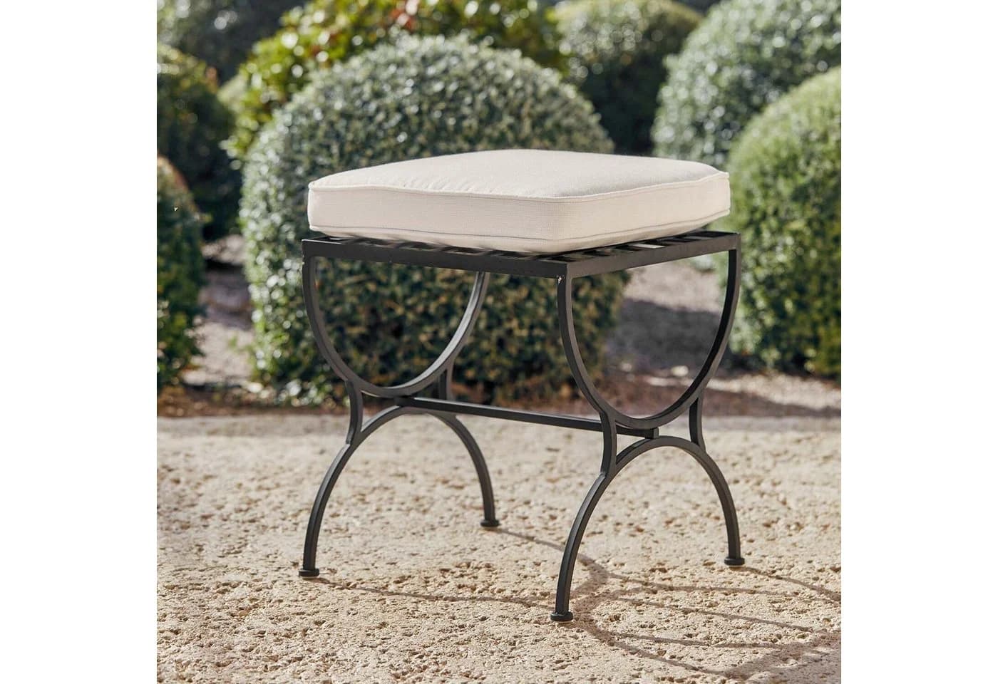 Mirabeau Gartenstuhl Hocker Terell Schwarz Eisen Flecht-Optik