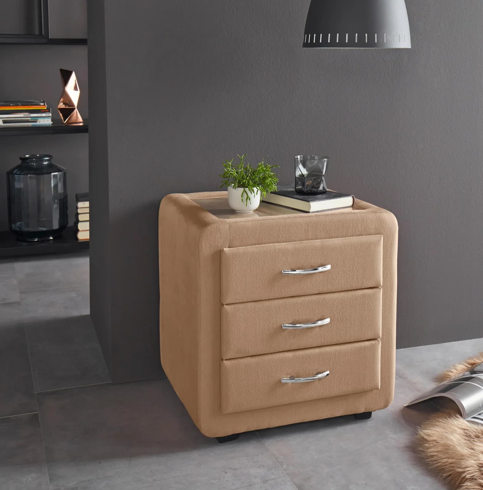 Nachtkonsole MAINTAL Beige mit 3 Schubladen und Glasplatte