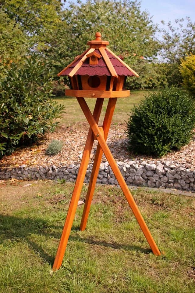 Holzdekoladen Vogelhaus Holz Rot mit Futterautomat & Ständer