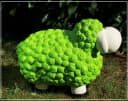 Geschenkestadl Gartenfigur XL Schaf Grün Wetterfest Bild 3