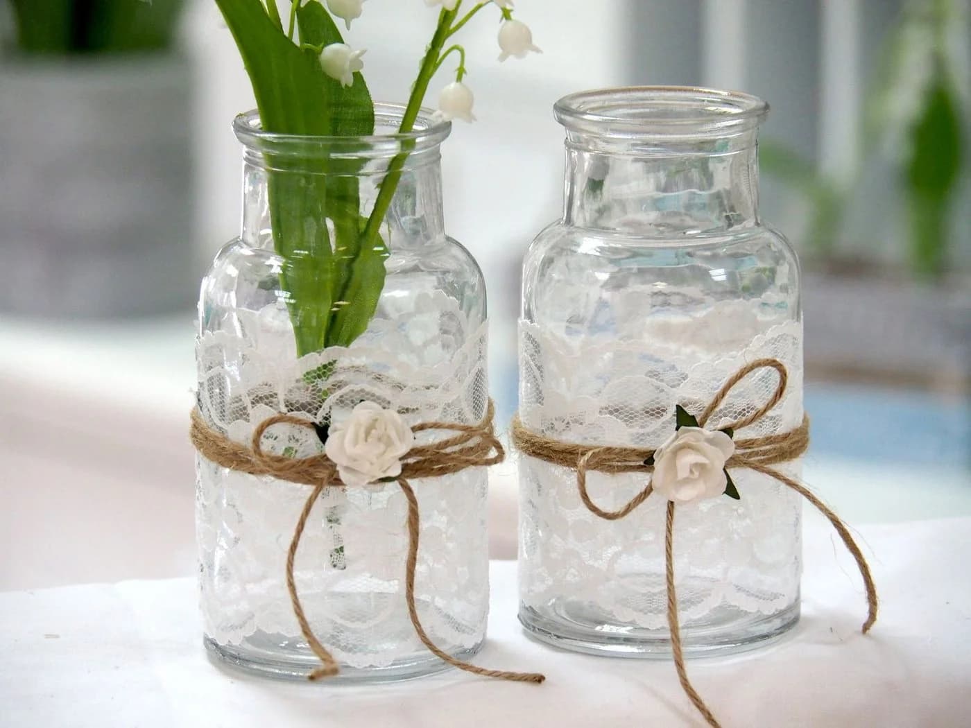 ZauberDeko Tischvase Vintage Weiß 2 Vasen Hochzeit