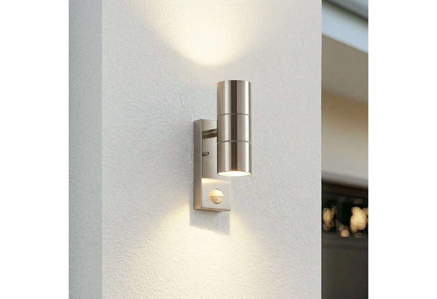 Lindby Außenwandleuchte Eyrin, Edelstahl, Sensor - Bild 2
