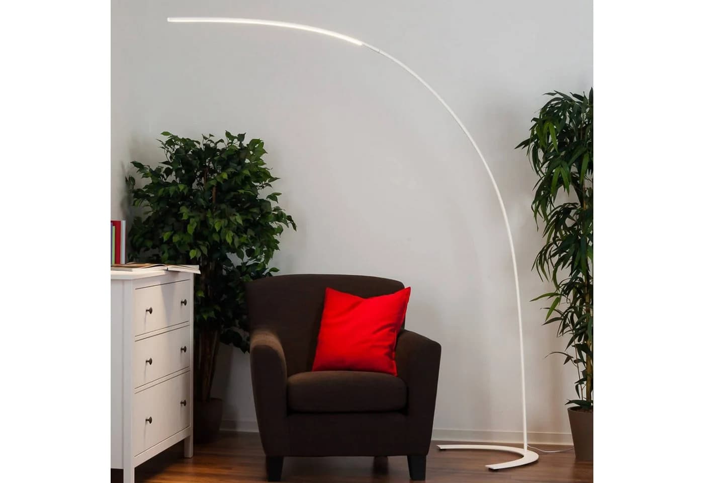 Lindby LED-Stehleuchte Danua, Weiß, Metall
