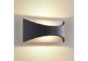 Lindby Außen-Wandleuchte Mathea Schwarz 1 x 9 W LED warmweiß Bild 3