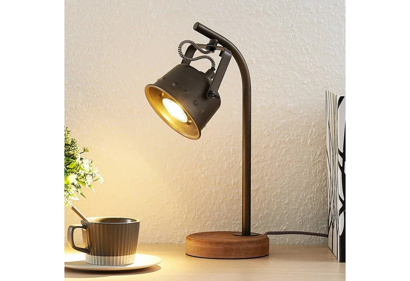 Lindby Tischleuchte Rubinjo Vintagedesign Holz Metall Schwarz Braun