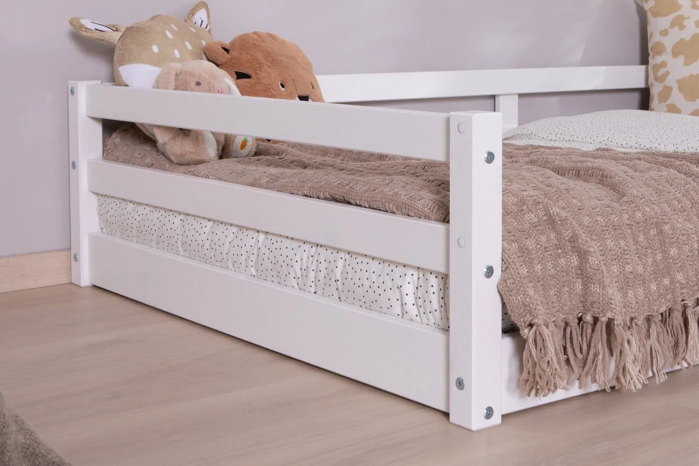 Ticaa Kinderbett Neo Weiß mit Rausfallschutz & Lattenrost - Bild 4