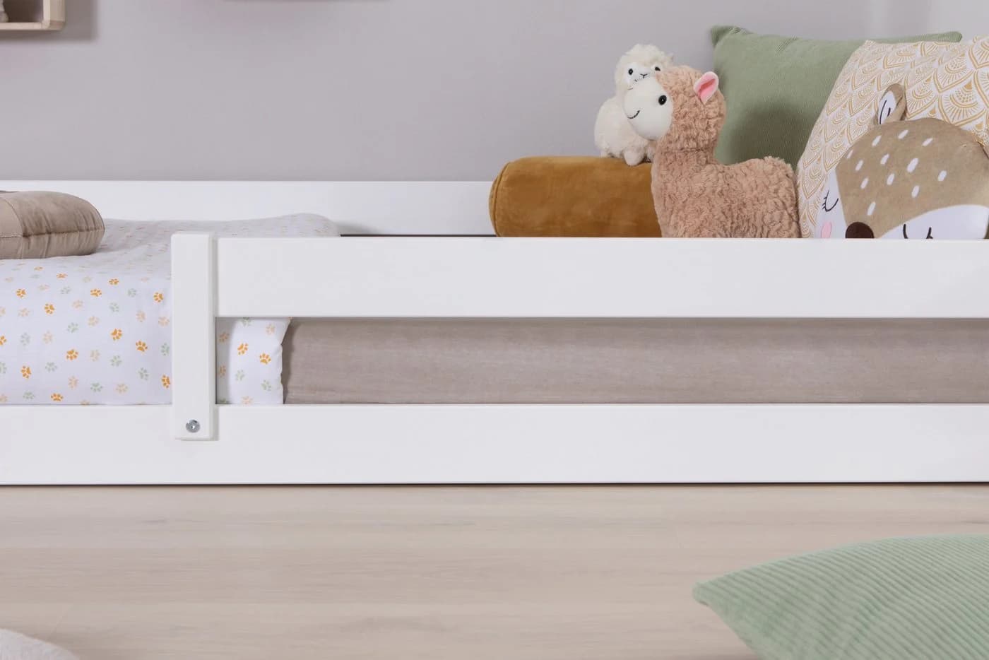 Ticaa Bodenbett „Emi“ Kinderbett aus Massivholz Weiß - Bild 4